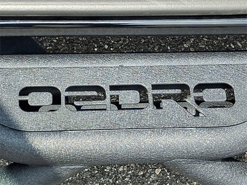 Used 2024 Chevrolet Colorado Z71 w/ Z71 Convenience Package 2 image 31