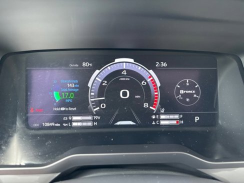 Used 2024 Toyota Tundra Limited image 24