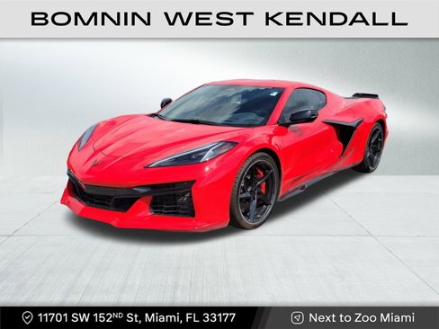 Used 2025 Chevrolet Corvette E-Ray image 3