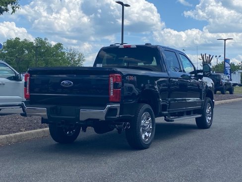New 2025 Ford F250 Lariat w/ Chrome Package image 4