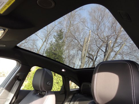 New 2024 Jaguar E-PACE R-Dynamic SE image 17