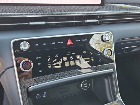 New 2026 Genesis GV80 3.5T e-SC image 25