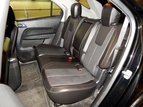 Used 2017 Chevrolet Equinox LT w/ Midnight Edition image 5