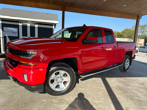 Used 2017 Chevrolet Silverado 1500 LT w/ All Star Edition image 2