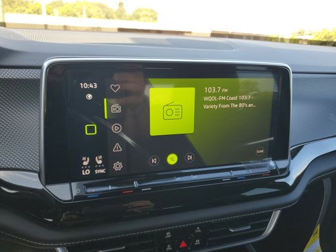 New 2026 Volkswagen Atlas Cross Sport SEL R-Line image 23