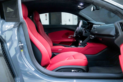 Used 2022 Audi R8 V10 w/ Premium Package image 49