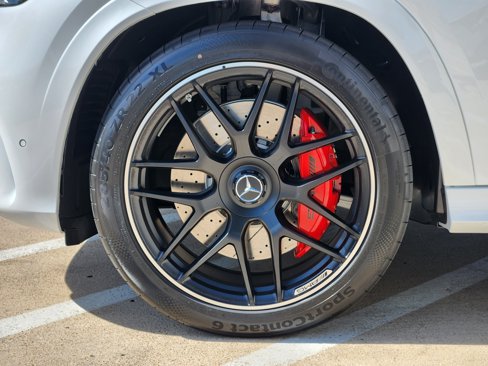 New 2026 Mercedes-Benz GLE 63 AMG S image 12