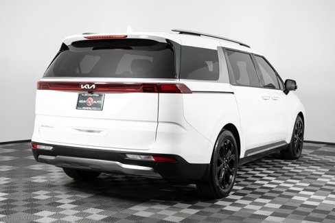 Used 2024 Kia Carnival SX Prestige image 7