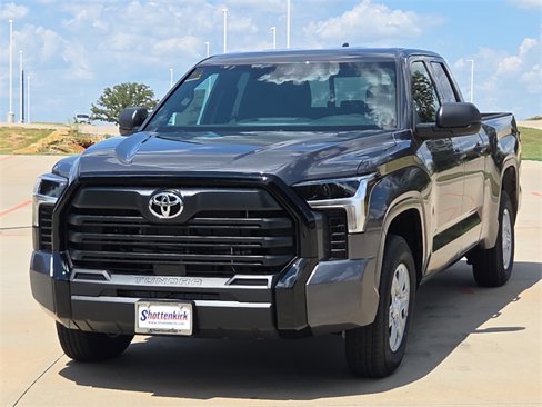 New 2026 Toyota Tundra SR image 3