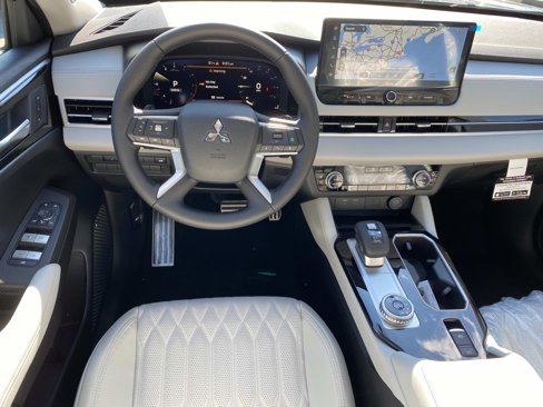 New 2025 Mitsubishi Outlander SEL image 10