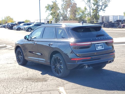 New 2026 Lincoln Corsair Premiere image 3