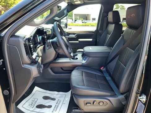 New 2025 Chevrolet Silverado 3500 High Country w/ High Country Premium Package image 11