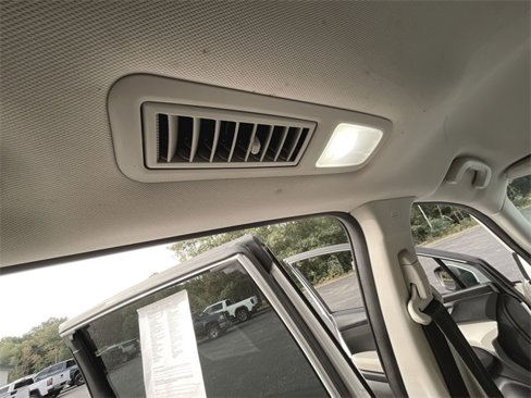 Used 2019 Subaru Ascent Premium image 19