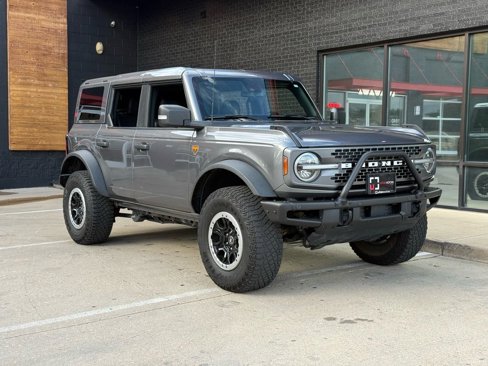 Used 2021 Ford Bronco Badlands image 10