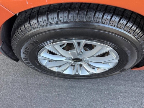 Used 2012 Hyundai Veloster image 22
