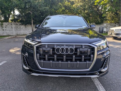 New 2025 Audi Q7 3.0T Premium Plus image 8