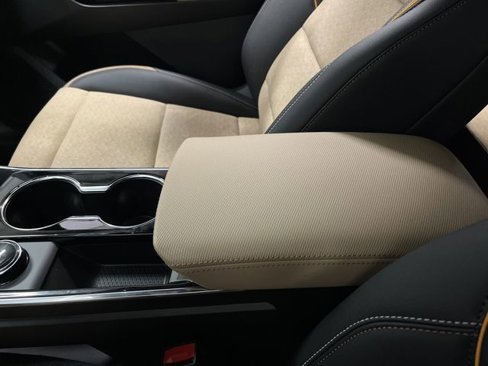 New 2026 Chevrolet Equinox ACTIV w/ Convenience Package III image 21