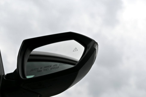 Used 2024 Hyundai Elantra Limited image 16