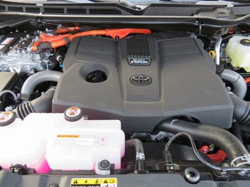 New 2025 Toyota Tundra Limited image 47