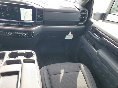 New 2026 GMC Sierra 2500 SLE image 25