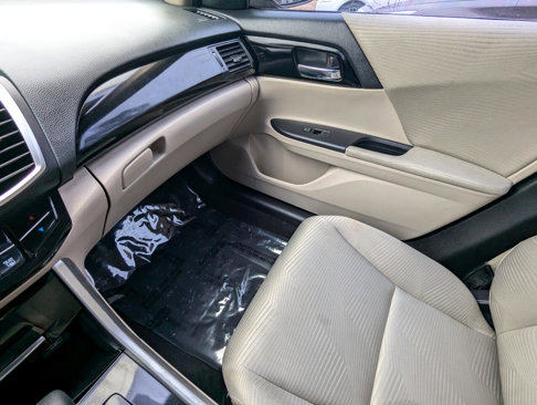 Used 2017 Honda Accord LX image 27