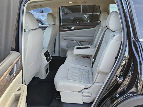 New 2025 Volkswagen Atlas SEL Premium R-Line image 7