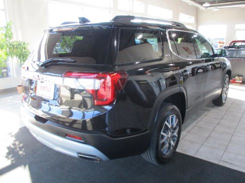 Used 2023 GMC Acadia SLT image 6