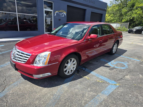 Used 2010 Cadillac DTS image 4