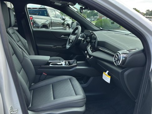 New 2026 Chevrolet Equinox LT w/ Convenience Package II image 10
