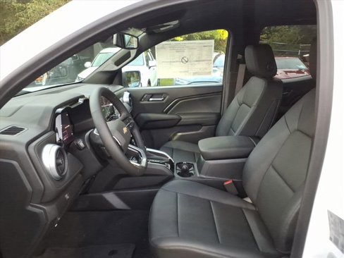 New 2026 Chevrolet Colorado LT image 11