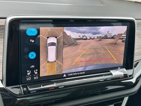 New 2025 Volkswagen Atlas SEL Premium R-Line image 26