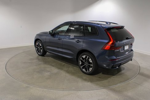 New 2026 Volvo XC60 B5 Plus w/ Climate Package image 3