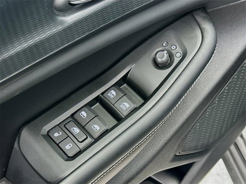 Used 2025 Jeep Grand Cherokee L Laredo image 21