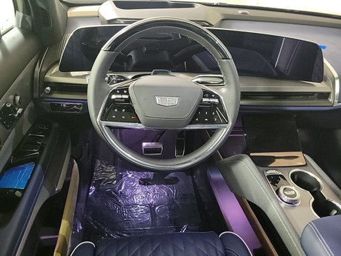 New 2026 Cadillac Vistiq Premium Luxury image 17