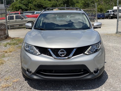 Used 2017 Nissan Rogue Sport SV w/ SV Premium Package image 2
