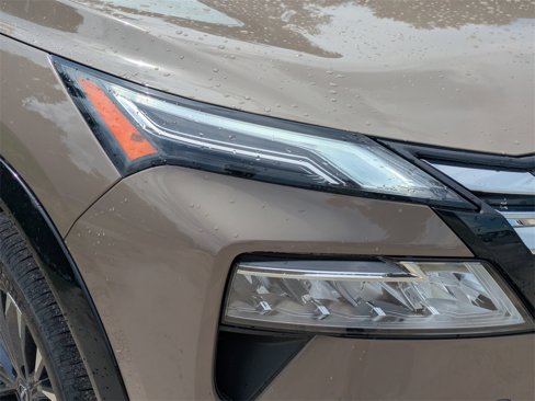 New 2025 Nissan Rogue Platinum w/ Platinum Premium Package image 9