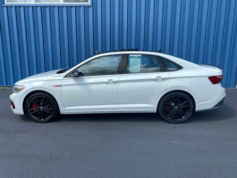 Used 2022 Volkswagen Jetta GLI Autobahn image 14