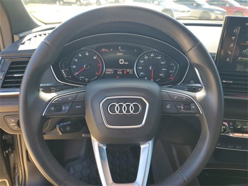 Used 2023 Audi Q5 2.0T Premium w/ Convenience Package image 16