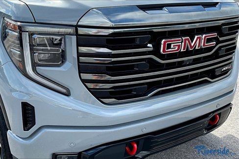 Used 2024 GMC Sierra 1500 AT4 w/ Technology Package image 32
