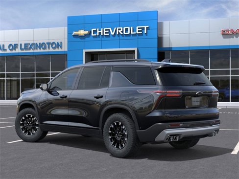 New 2026 Chevrolet Traverse Z71 w/ Driver Confidence Package image 3
