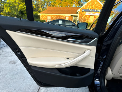 Used 2019 BMW 530i w/ Convenience Package image 19
