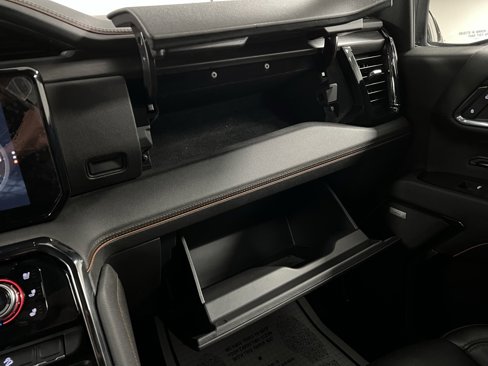 Used 2024 GMC Sierra 1500 AT4 image 49