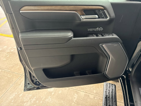 New 2026 Chevrolet Silverado 1500 High Country w/ Midnight Edition image 10
