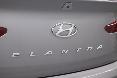 Used 2020 Hyundai Elantra SE w/ Cargo Package (C1) image 58