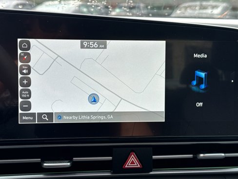 Certified 2025 Hyundai Elantra SEL image 29