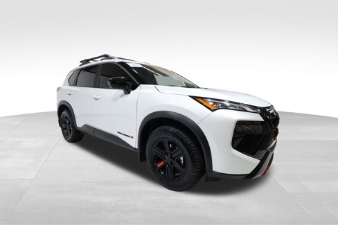 Used 2025 Nissan Rogue SV w/ Rock Creek Premium Package image 6