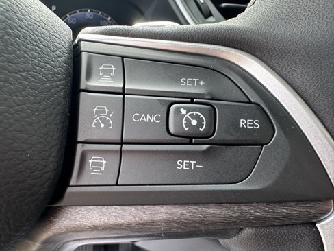New 2025 Jeep Grand Cherokee L Limited w/ Luxury Tech Group II image 20
