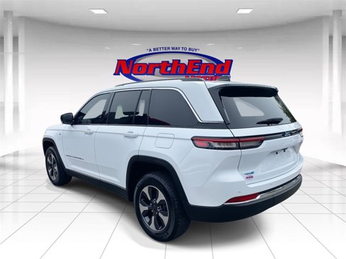 Used 2024 Jeep Grand Cherokee Limited 4xe image 6