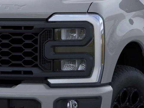 New 2025 Ford F350 XLT w/ Black Appearance Package image 21