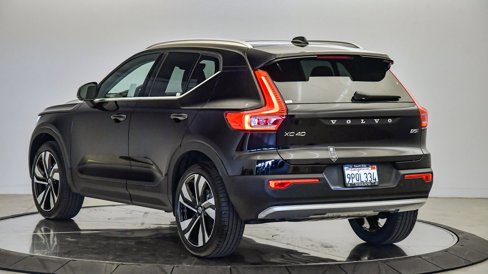 Certified 2025 Volvo XC40 B5 Plus w/ Climate Package image 2